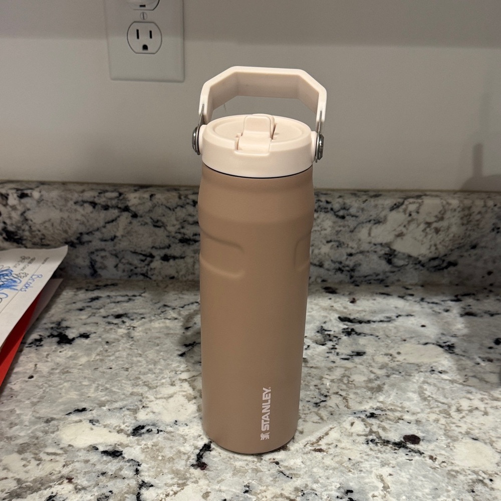 Stanley Brown 24oz Tumbler with Handle